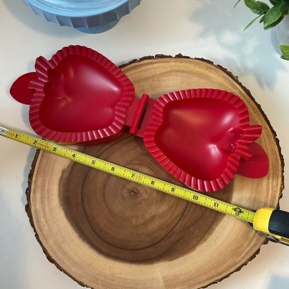 SARA Apple Pie and Dumpling Maker Press 2  New Boxes - Picture 2 of 7